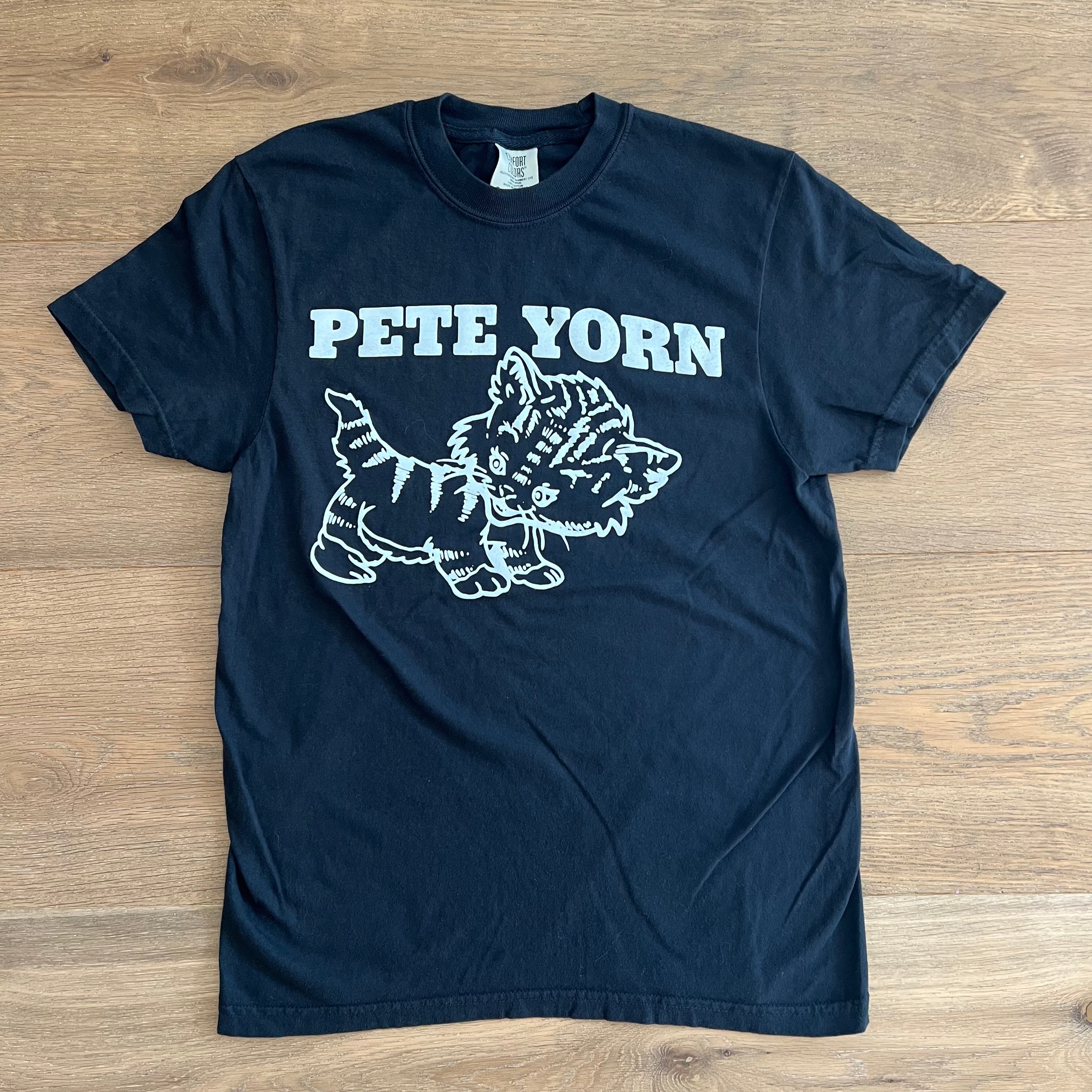 Black Pete Yorn Kitten T-Shirt (Hand-Screened) – PYartifact.com